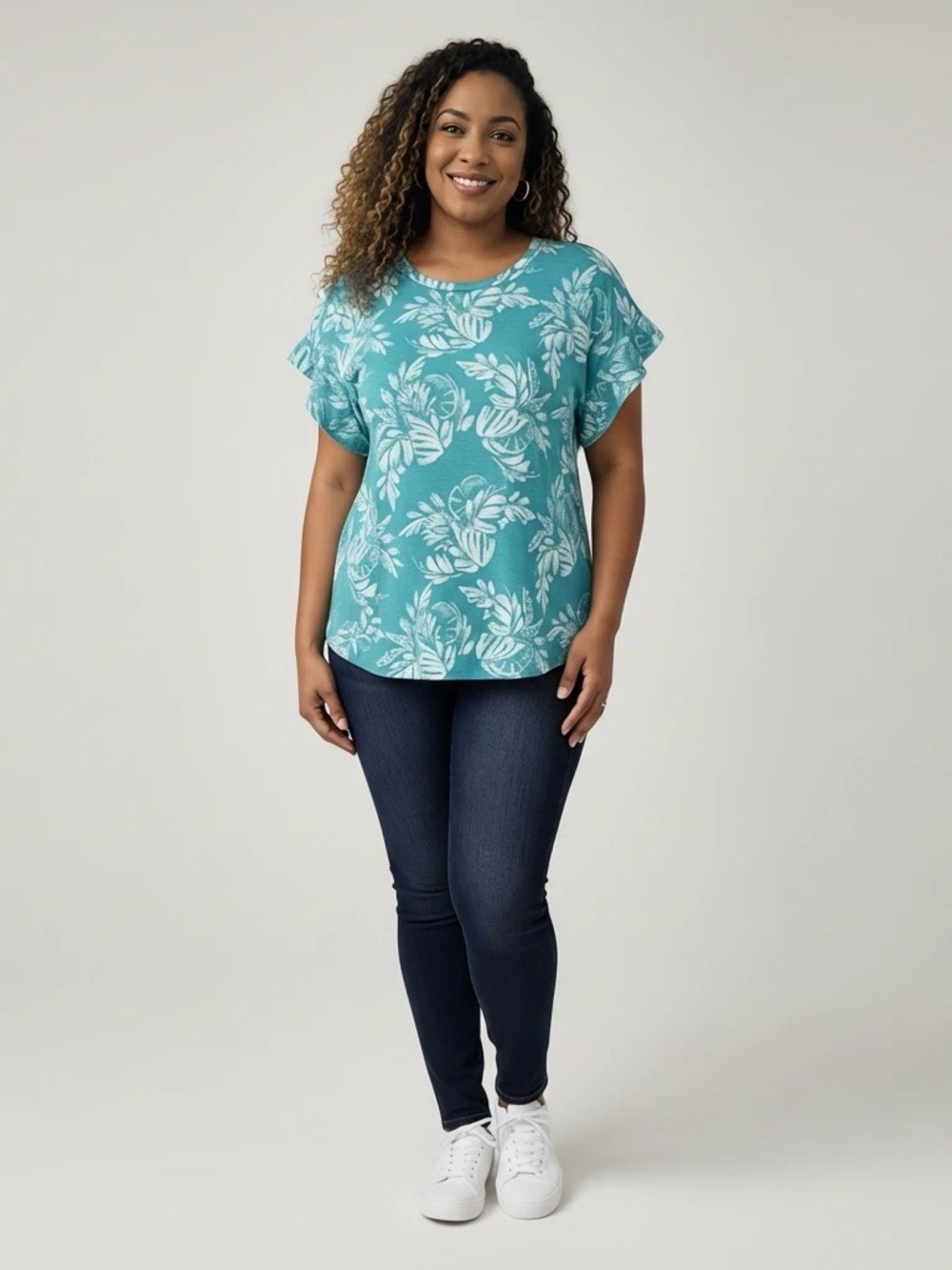 Crown & Ivy Turquoise Tropical Print Short-Sleeve Top – Women’s Large